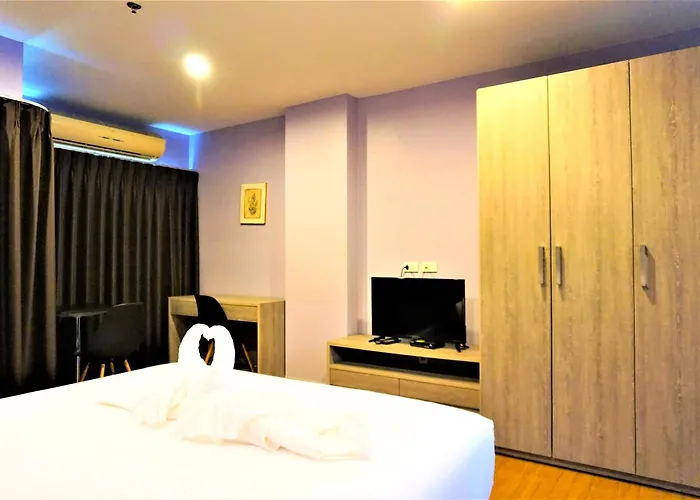 ホテル Nest N Rest 2*